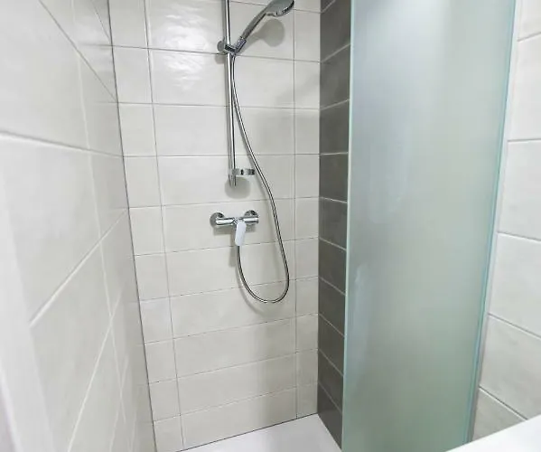 Ursa בית הארחה 3*