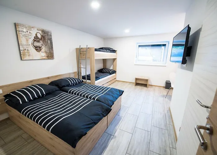 Ursa בית הארחה