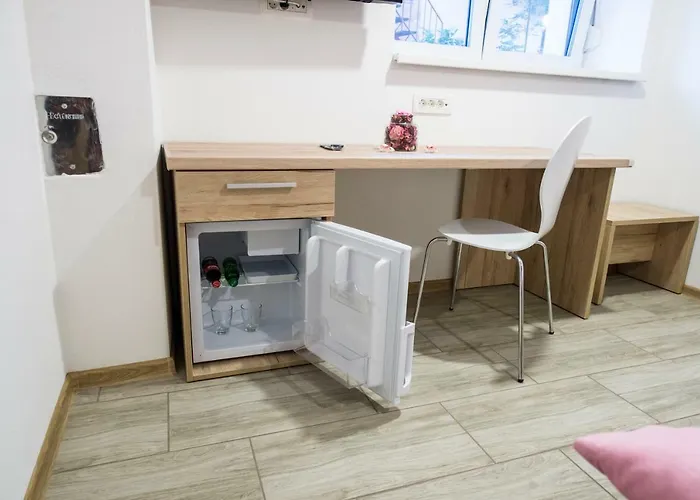 Ursa בית הארחה פרדבור